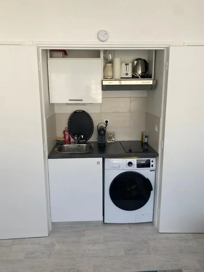 Studio Cosy Entierement Equipe Nice 0*,  France